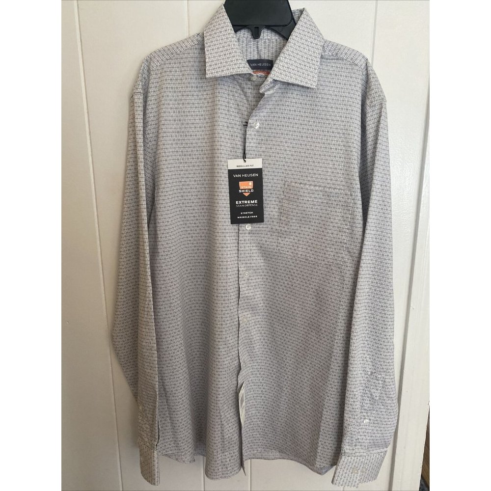 Van Heusen~ Stain Shield Spread Collar Dress Shirt-Regular Fit~15-15 1/2 34/35